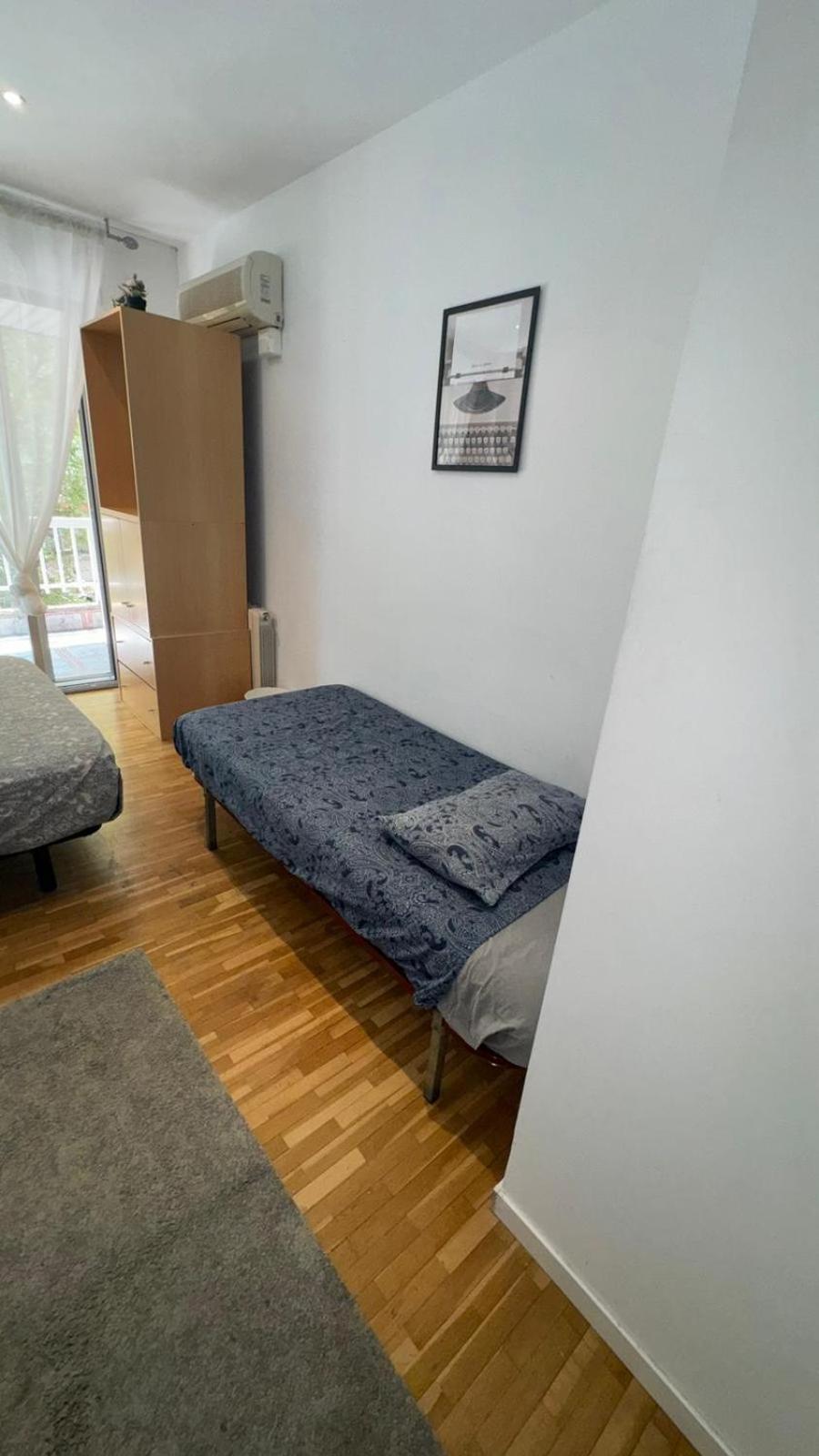 Auberge de jeunesse Bruc 3 *